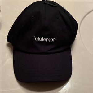 Lululemon hat